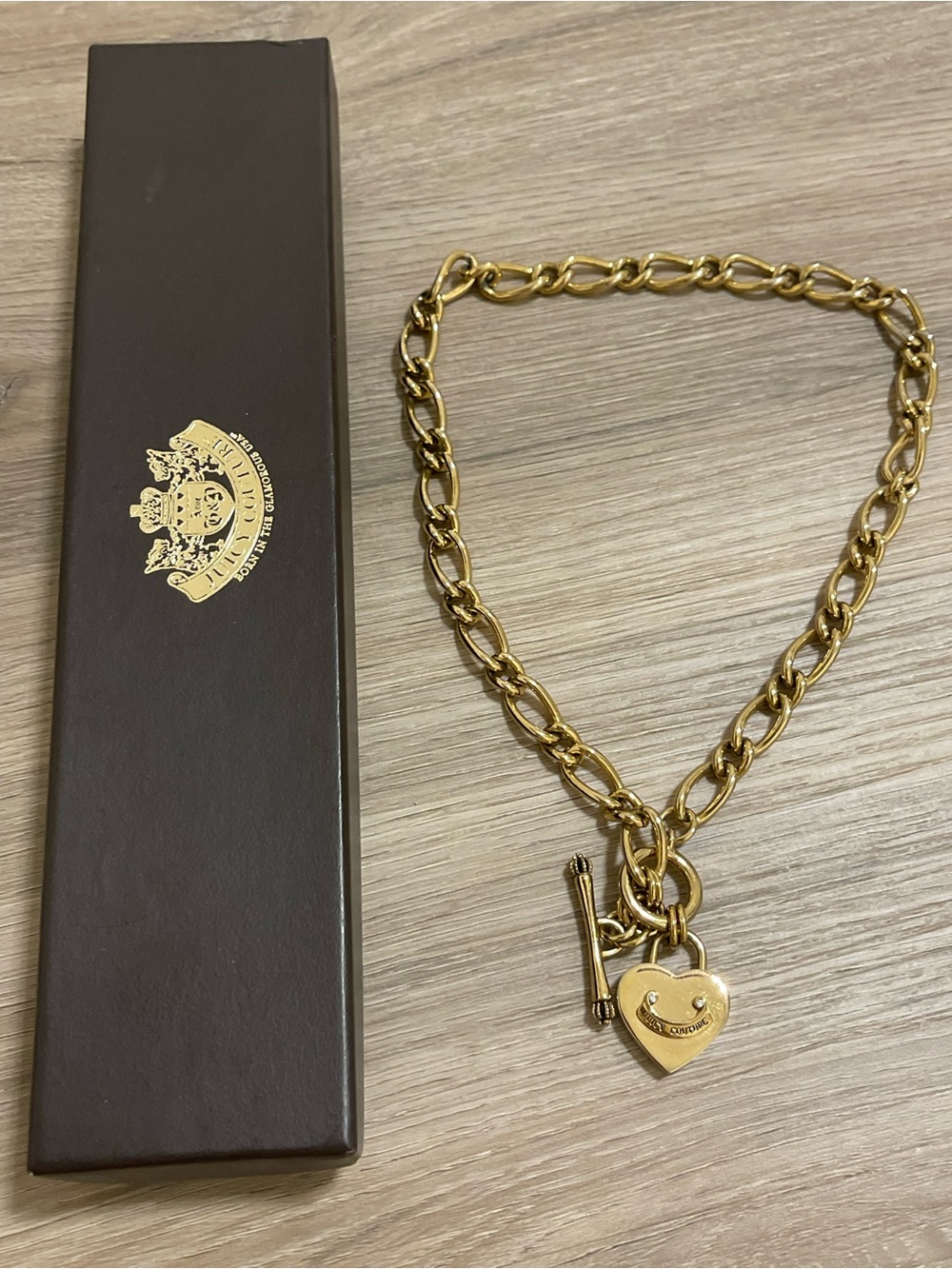 Vintage Juicy Couture Y2K Gold Heart Padlock Toggle Necklace - Picture 4 of 9